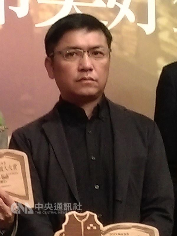 圖為台灣作家吳明益。(中央社檔案照片)