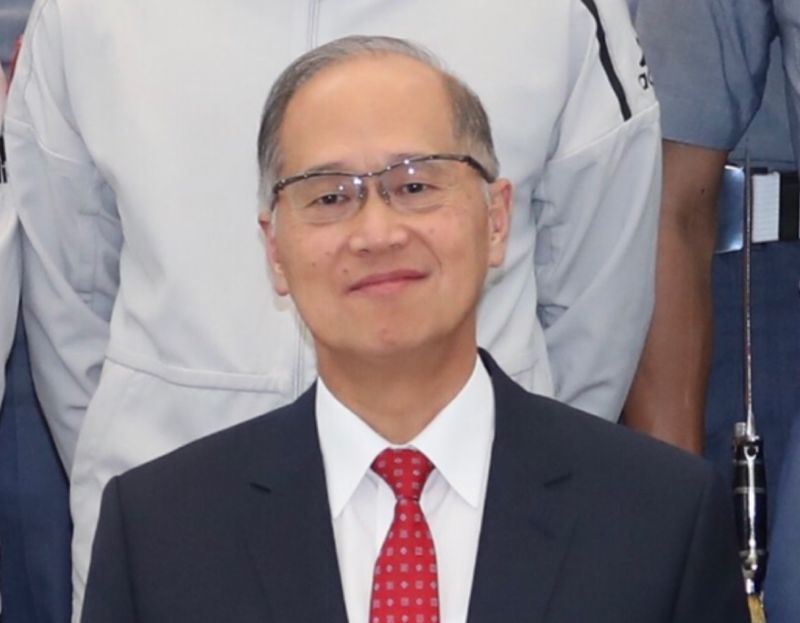 多家航空公司因中國大陸施壓將台灣更改為中國台灣,國安會祕書長李大維接受外媒專訪時表示,「我們將告訴民眾,那些航空公司向中國投降,你們可以選擇(是否搭乘)。」(中央社檔案照片)