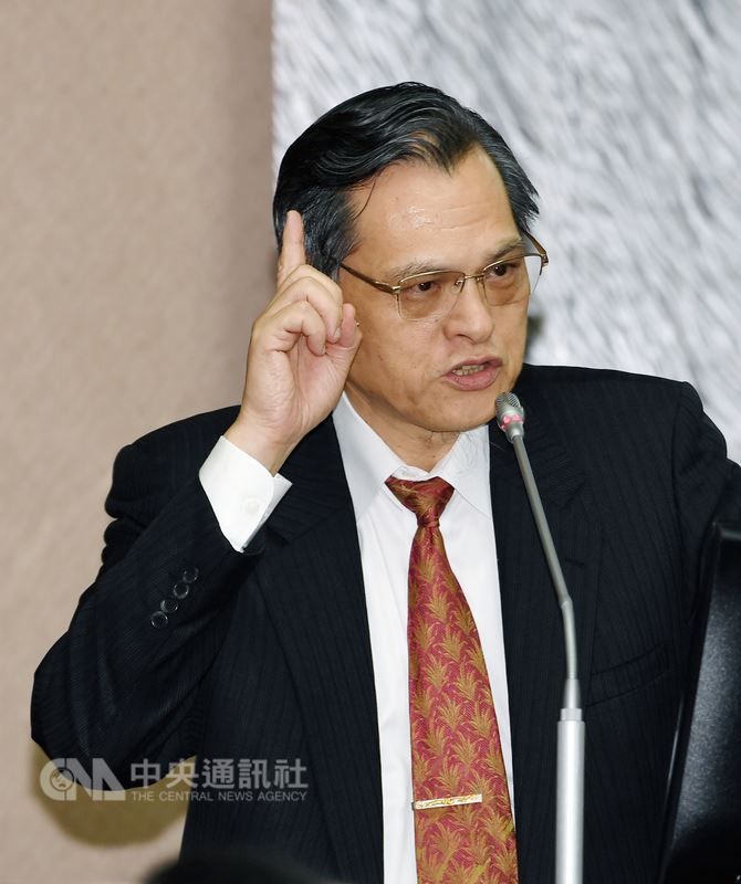 大陸委員會主任委員陳明通(圖)2日在立法院內政委員會說,陸委會一直努力促成「蔡習會」,雙方應不設前提坐下來談。中央社記者施宗暉攝 107年7月2日