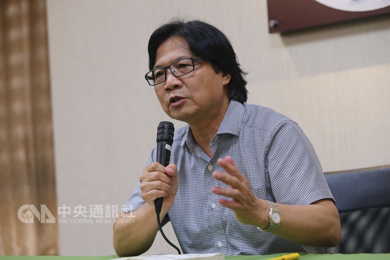 台大校長遴選委員會2日發表聲明,確認遴選過程無明顯重大瑕疵,肯定教育部的誠意。教育部長葉俊榮表示,可看到相互的善意。(中央社檔案照片)