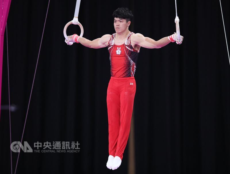 2018雅加達亞運體操單項決賽男子吊環項目23日晚間登場,中華隊陳智郁出賽。中央社記者張新偉攝 107年8月23日