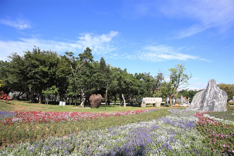 台中世界花卉博覽會3日登場，豐原葫蘆墩園區綺想童話區主題「幸福花嫁」打造浪漫花嫁廊道。（台中市政府提供）