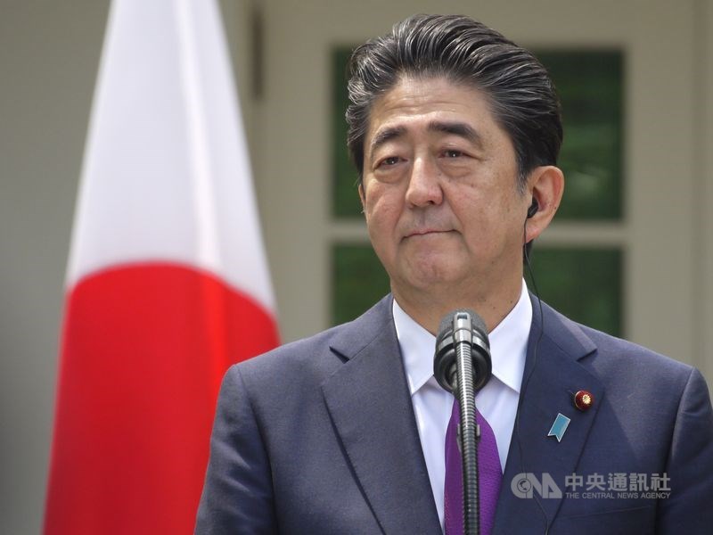 美日領袖會談後聯合聲明觸及台灣是52年來首見,日本前首相安倍晉三19日表示,這對印度太平洋的和平與穩定具有很大的意義。(中央社檔案照片)