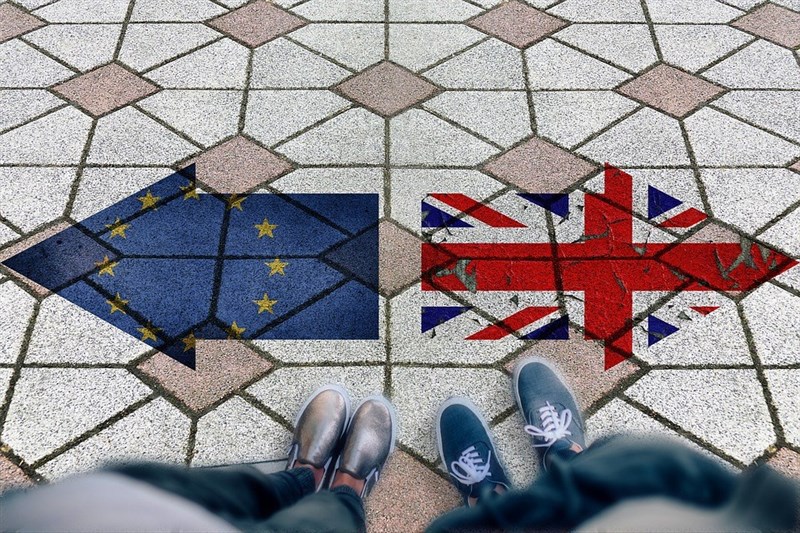 英國國會19日將表決首相強生版的脫歐協議,決定英國是否能在萬聖節和歐盟分手。(示意圖/圖取自Pixabay圖庫)