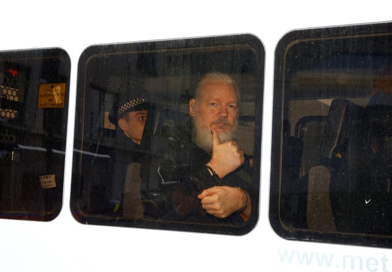 維基解密網站創辦人亞桑傑藏身厄瓜多大使館,11日遭到英國警方逮捕。(路透社提供)
