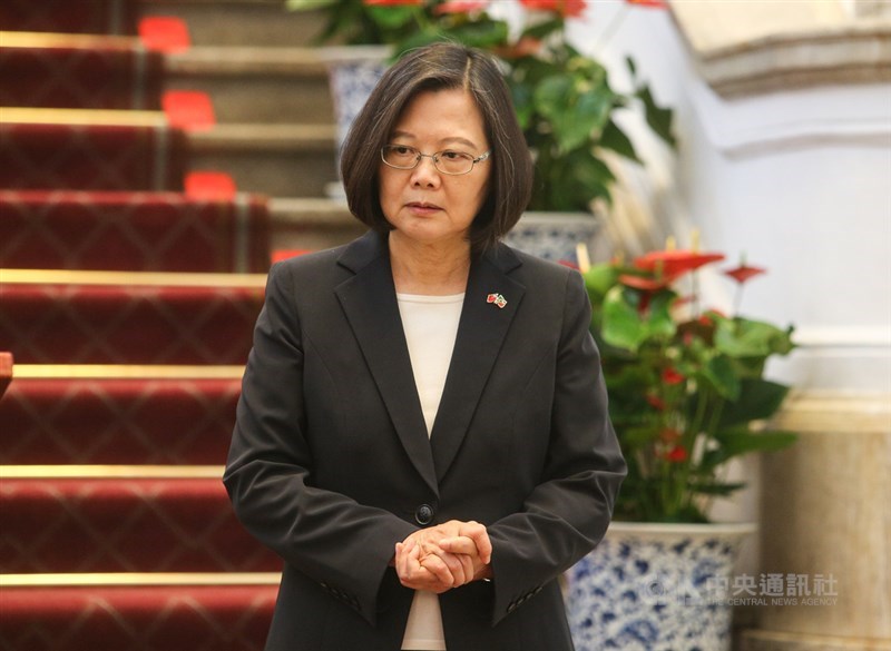 總統蔡英文裁示有關部門,針對涉有來台主張「一國兩制」、「武統」,以致有影響國安、社會安定之虞的外國及中國大陸人士,必要時應拒絕入境。(中央社檔案照片)