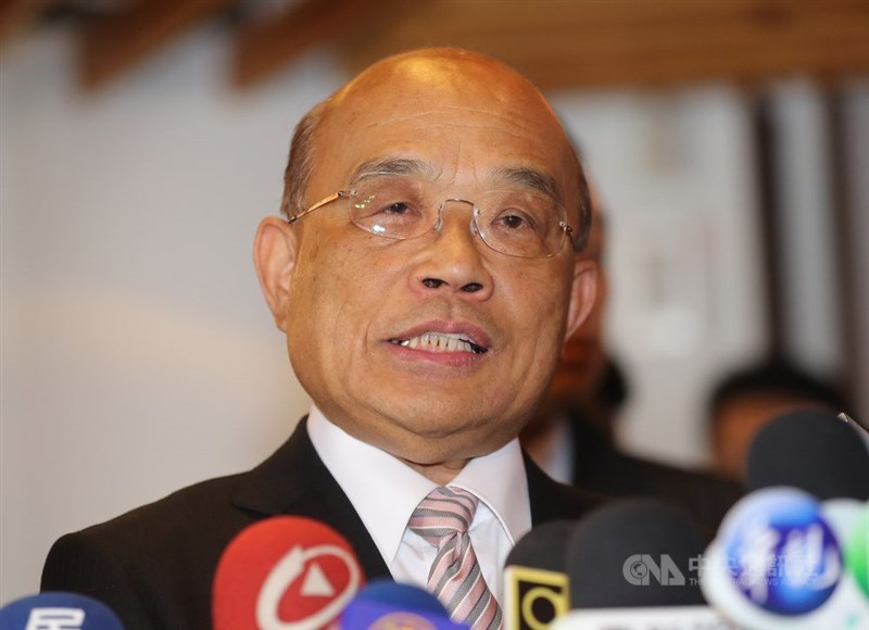 立法院會17日將處理同婚專法,行政院與立法院民進黨團16日下午舉行行政立法協調會報,針對同婚專法凝聚共識,行政院長蘇貞昌(圖)也親自出席與民進黨立委溝通。(中央社檔案照片)