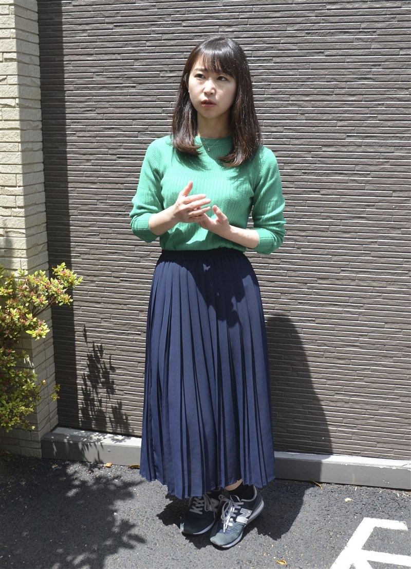 日本寫真女星石川優實發起拒絕「被穿」高跟鞋運動,2月設置一個連署網站,到2日共獲近1.9萬名網友連署相挺。(共同社提供)