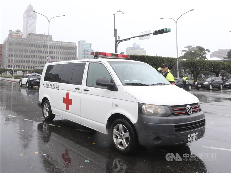 未禮讓救護救災車致人死亡7月起罰9萬元 生活 重點新聞 中央社cna