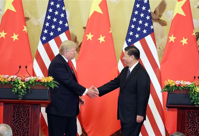 美國總統川普與中國國家主席習近平將於29日上午10時30分在大阪會面。圖為2017年11月川普與習近平在北京會面。(檔案照片/中新社提供)