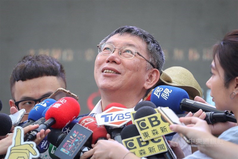 民進黨秘書長羅文嘉認為，國民黨初選結果公布後值得觀察柯文哲的動向，「要不要選」「會不會與國民黨初選沒獲勝、或根本沒參加初選的人搭檔」，都是重要指標觀察。（中央社檔案照片）