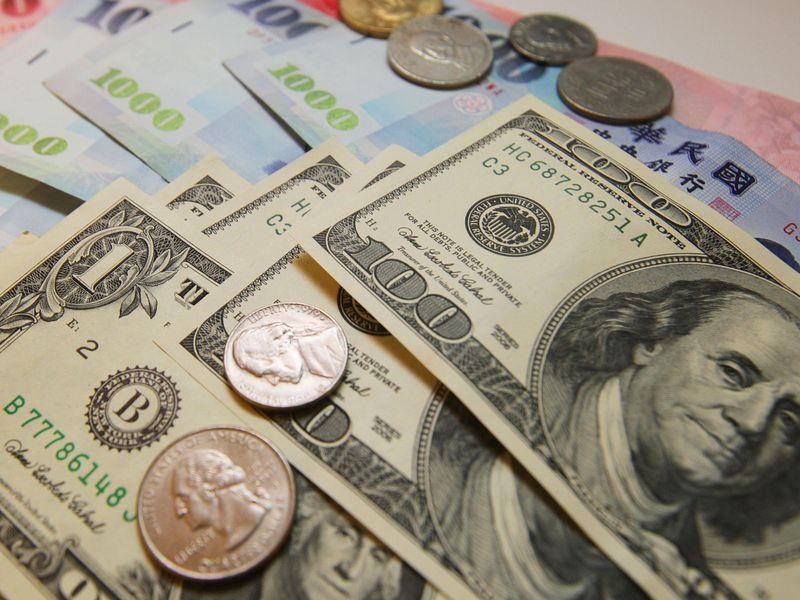 新台幣兌美元6日收盤收31.510元,強升1.18角。(中央社檔案照片)