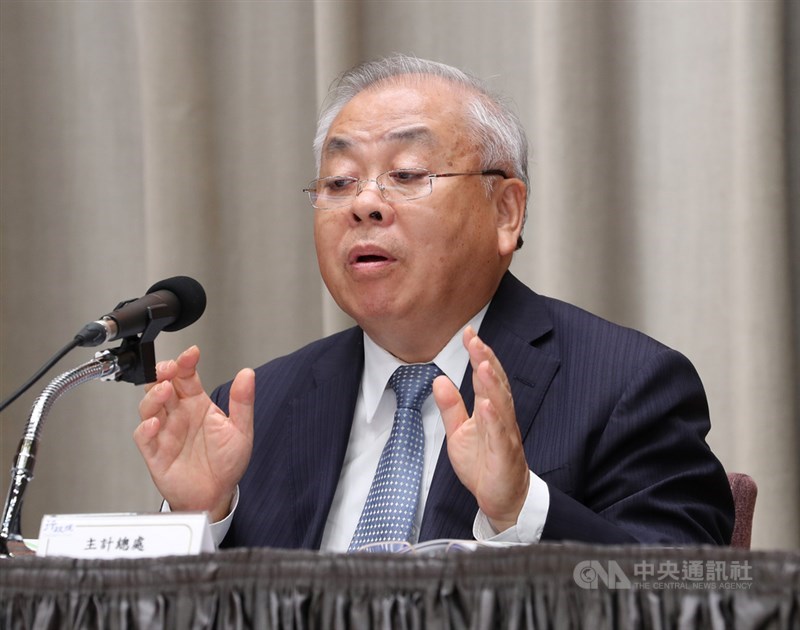 行政院會15日通過109年度中央政府總預算案,主計總處主計長朱澤民(圖)出席院會後記者會時表示,109年國防部主管預算,109年編列3580億,比108年增加175億,約增5.2%。中央社記者張皓安攝 108年8月15日