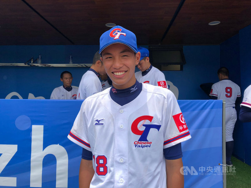 2019年BFA亞洲青少棒錦標賽21日預賽最後一天,中華隊交手菲律賓,中華隊先發投手黃保羅(前)4局無失分,飆7次三振,助中華隊10比0提前6局擊敗菲律賓。(中華棒協提供)中央社記者楊啟芳傳真 108年8月21日