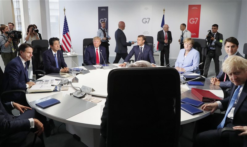 G7各國領導人26日發布聯合聲明,強調1984年「中英聯合聲明」的存在且重要,敦促中國信守承諾維持香港自治。(共同社提供)