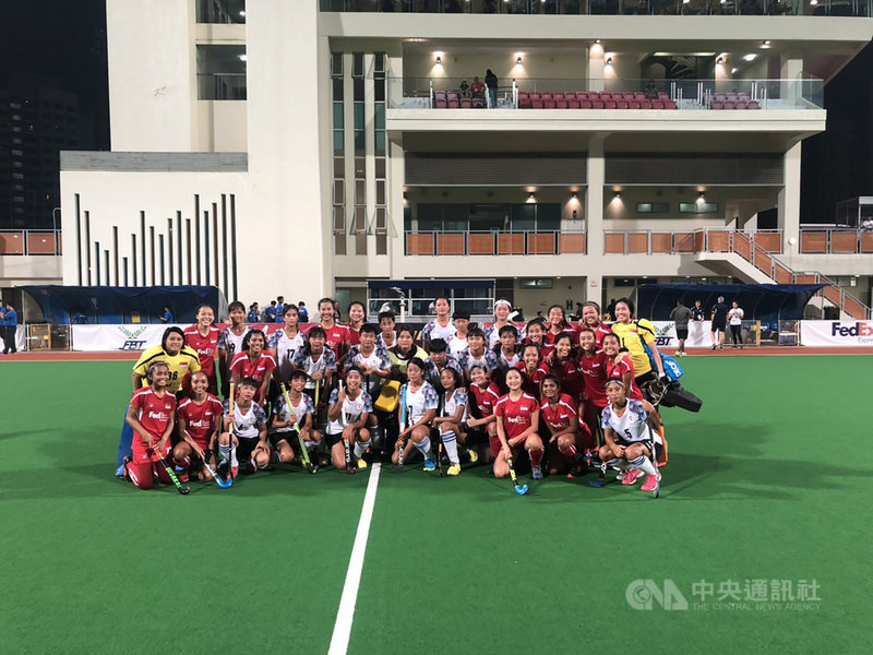 2019年U21女子亞洲盃曲棍球錦標賽第6天賽程,代表台灣出賽的女子曲棍球小將雖將士用命,仍不敵強敵新加坡,以0比4吞敗。中央社記者黃自強新加坡攝 108年9月14日