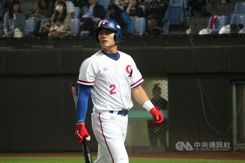 2019第29屆亞洲棒球錦標賽,中華隊15日在斗六球場迎戰日本隊,中華打線不連貫,無法攻下分數,終場以0比2不敵日本,第4棒張育成(圖)也沒有安打演出。中央社記者楊啟芳攝 108年10月15日