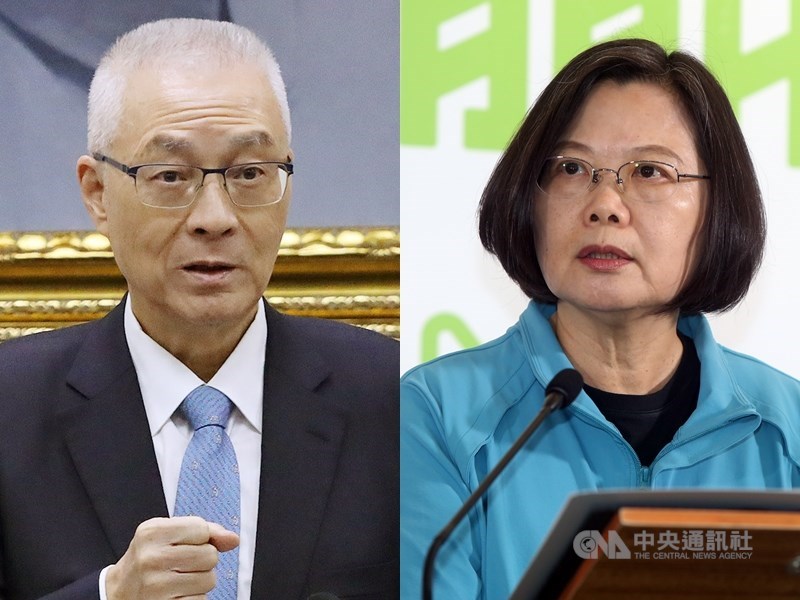 國民黨主席吳敦義(左)17日出席國民黨總統候選人韓國瑜全國暨台北市勞工後援會成立大會,致詞時批評總統英文(右),總統在臉書回應表示,她不認為這樣的政治文化應該被接受。(中央社檔案照片)