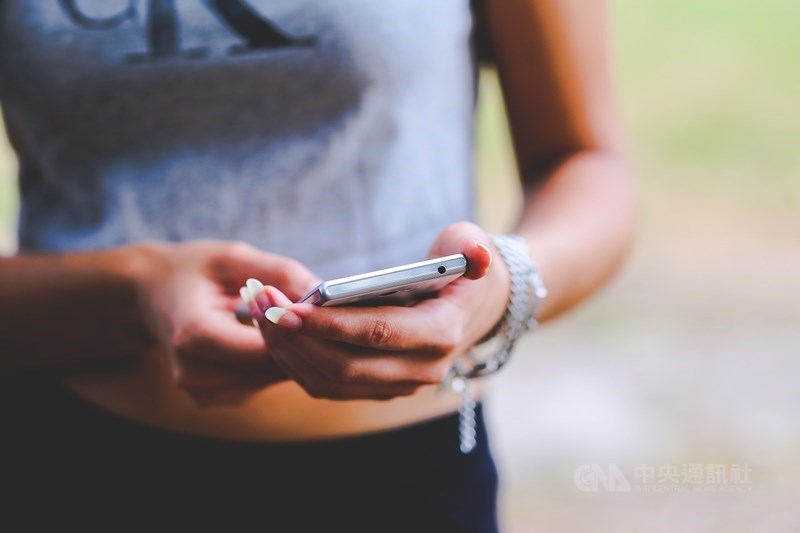 部分電信業者認為,5G的電信資費未來會以服務收入為主,意味著依據不同的服務內容,收取不同資費。(示意圖/圖取自Pixabay圖庫)