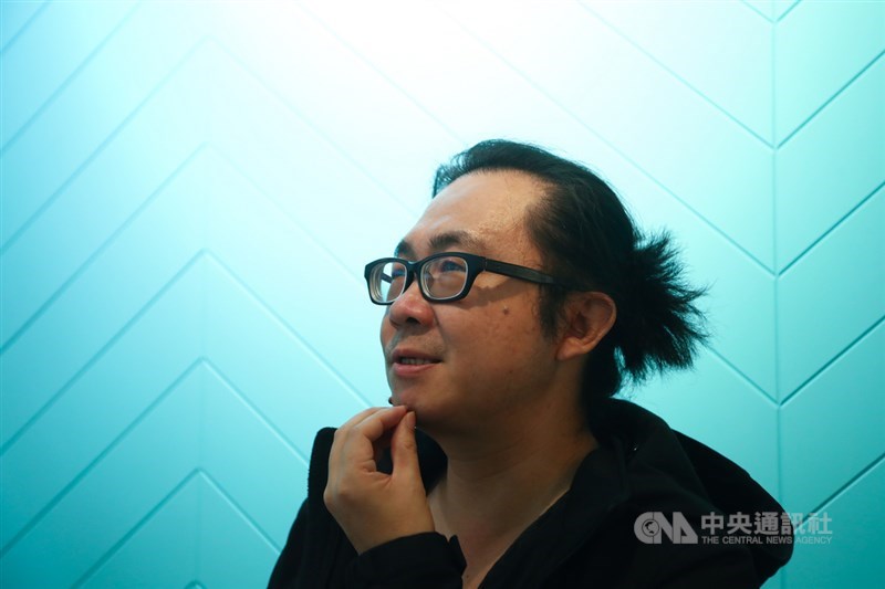 阮光民(圖)回憶改編過程,一開始真的很緊張、很害怕。中央社記者王騰毅攝 109年1月18日