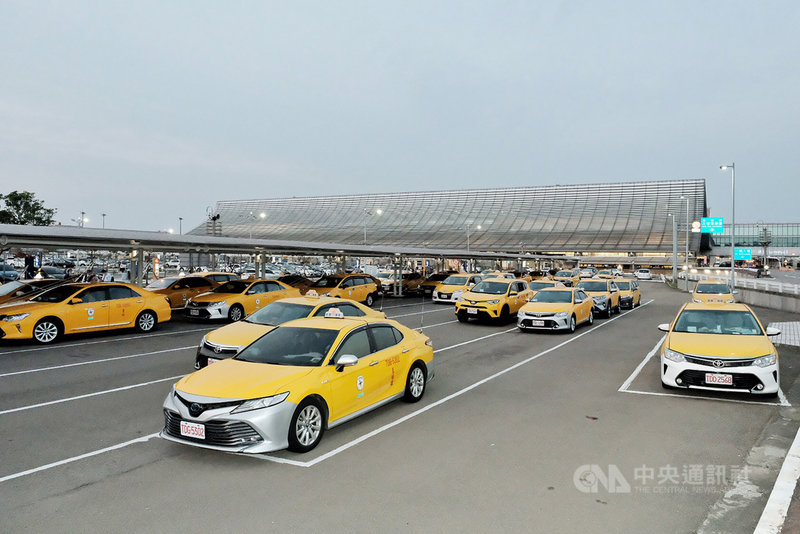 武漢肺炎防疫車隊4日上路小黃和復康巴士待命派車 生活 重點新聞 中央社cna