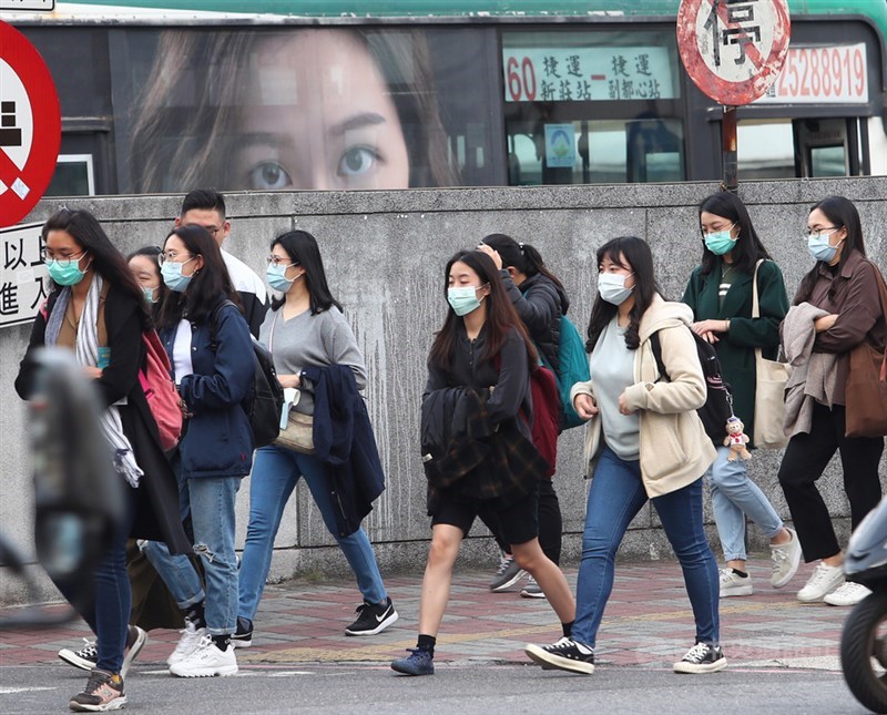 加拿大廣播公司20日播出電視專題,21日繼續推出長篇報導,內容呈現台加兩地家庭當前抗疫生活細節對比。(中央社檔案照片)