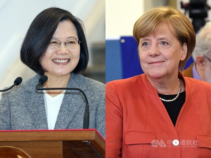 富比世刊登一篇文章指出,全球抗疫表現最佳的國家的共同點就是領導人為女性,並將總統蔡英文(左)與德國總理梅克爾(右)等人並列。(中央社檔案照片)