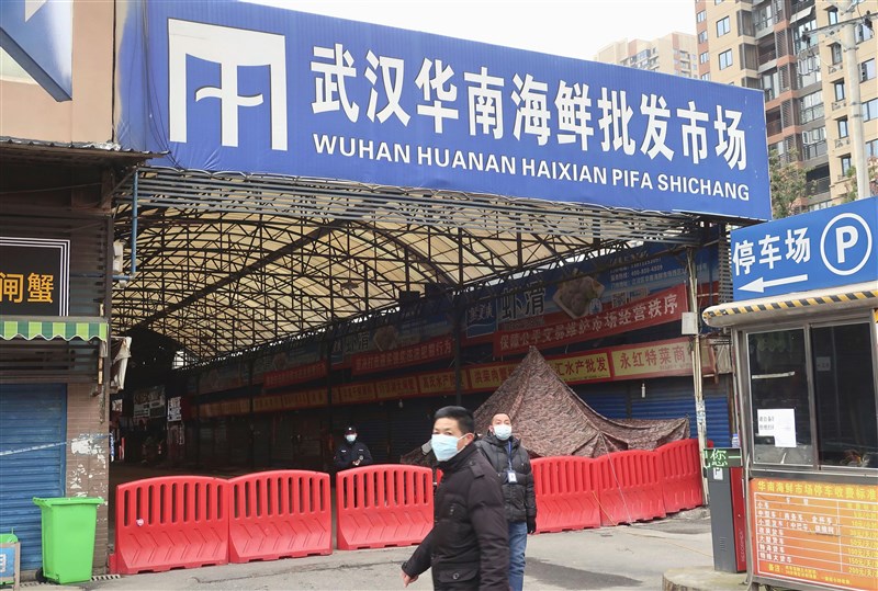 武漢華南海鮮市場。(共同社提供)