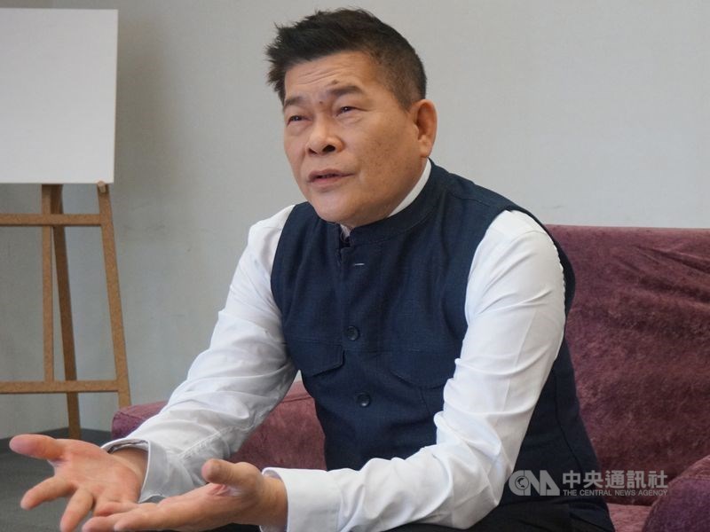 資深藝人澎恰恰29日發文坦言半年前曾被詐騙,並尋求法律途徑幫助,隨後又將此段文字刪除。(中央社檔案照片)