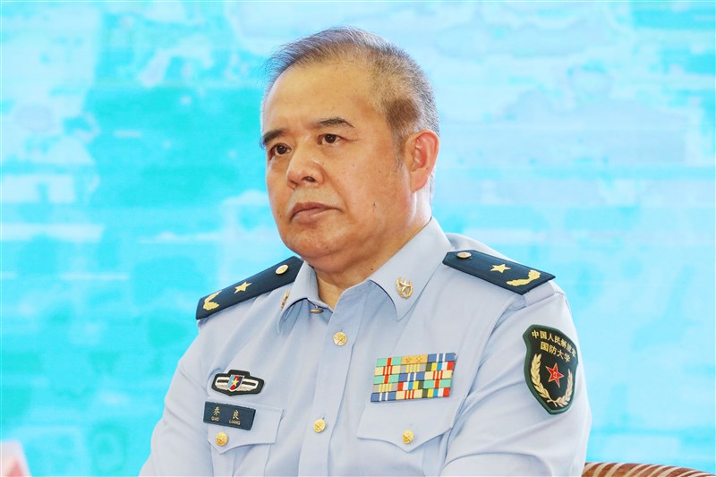 中共人民解放軍空軍少將喬良4日撰文稱,台灣目前形勢文統無望,只能武統但不可輕率急進。(檔案照片/中新社提供)