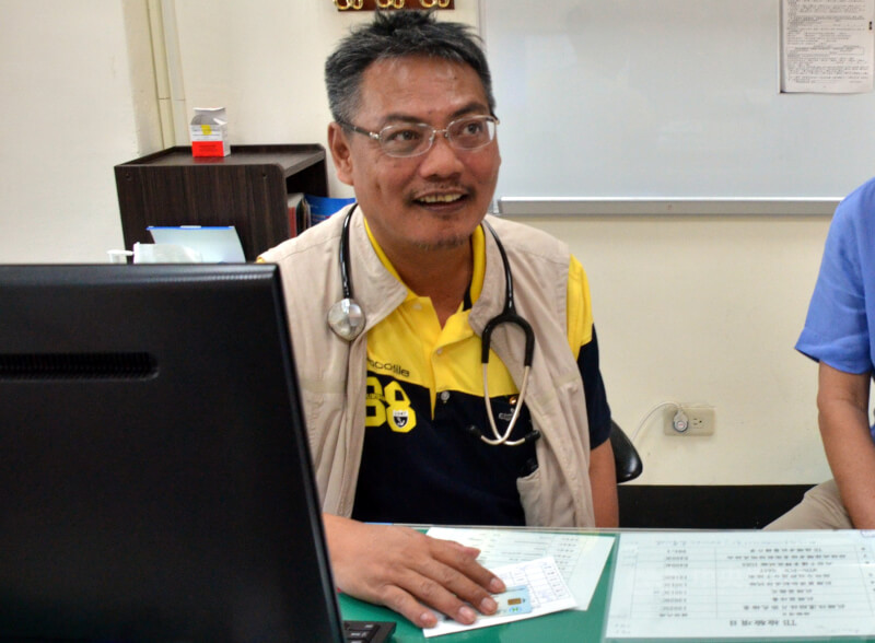 發起興建台東南迴醫院的台東醫師徐超斌在臉書自爆罹癌化療，請5個月病假，14日開始上班。（中央社檔案照片）