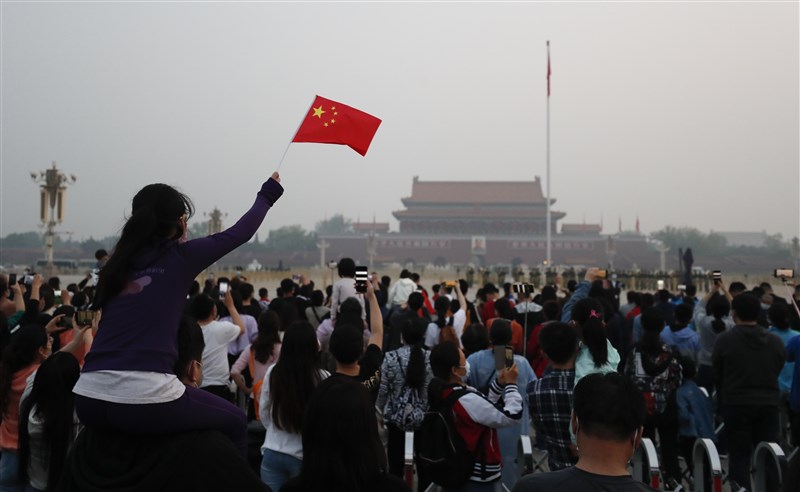 武漢肺炎蔓延全球,澳洲倡議對疫情展開調查卻惹惱中國並遭報復,但澳洲前外長唐納說,北京處處樹敵,恐促使西方盟國團結起來抗衡中國。圖為中國北京天安門廣場。(中新社提供)
