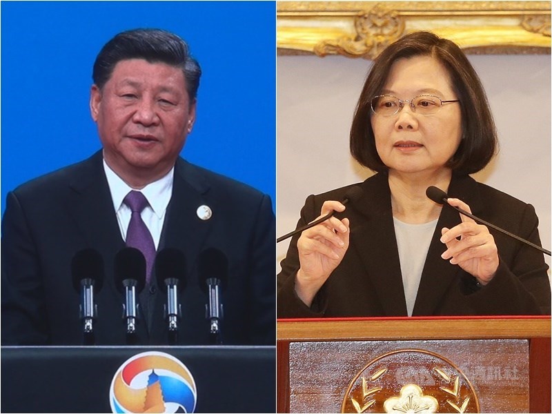 總統蔡英文(右)第一任時,中國解放軍仍處於轉型階段,但經過4年,解放軍有很大變化。專家認為,蔡總統第二任任期要面對的是比4年前更有經驗、更成熟的解放軍。左為中國國家主席習近平。(中央社檔案照片)