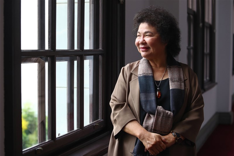 陳菊擔任總統府秘書長,不論是對內或對外都能發揮調和鼎鼐的功能,成為蔡總統重要的幕僚長。(中央社檔案照片)