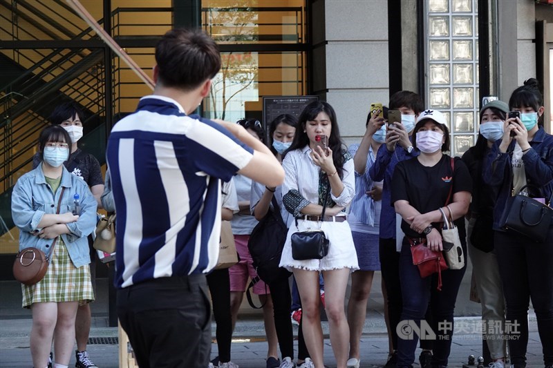 行政院發言人丁怡銘4日表示,台灣對中國及其他亞洲國家都是很好的民主示範,這次台灣防疫成功,讓世界及中國民眾看到民主體制並不脆弱。(中央社檔案照片)