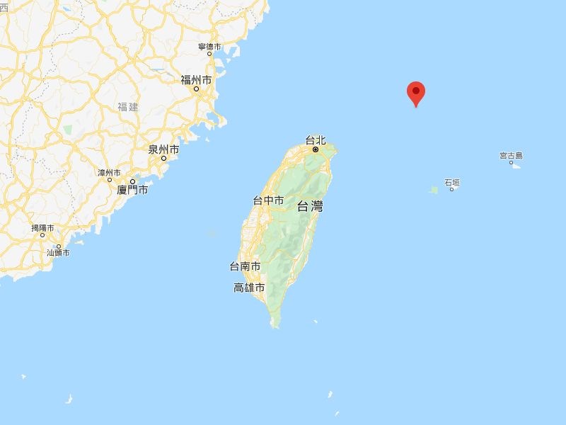 日本沖繩縣石垣市擬將釣魚台列嶼(紅標處)的行政區住址,由「登野城」改為「登野城尖閣」,引發外界關注。(圖取自Google地圖網頁google.com/maps)
