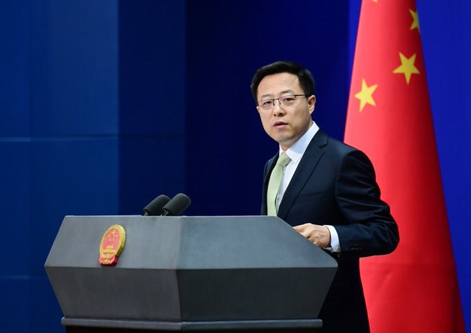 中國外交部發言人趙立堅(圖)1日表示,作為對美方行動的反制,將要求4家美國媒體自即日起7日內向中方申報在中國境內所有工作人員、財務、經營、所擁有不動產訊息等書面資料。(圖取自twitter.com/zlj517)