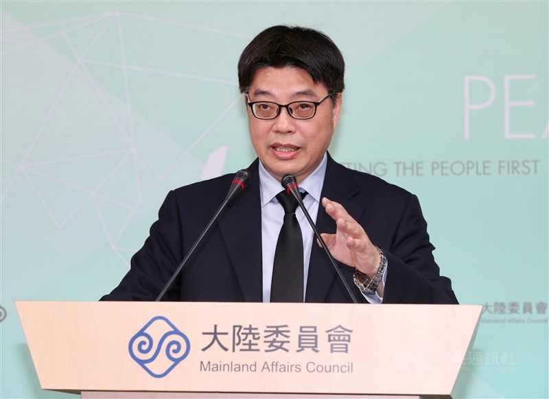 中國大陸官媒央視、東南衛視、海峽衛視等在台北設置演播室(攝影棚),甚至直接在台開設政論節目引發爭議,陸委會發言人邱垂正表示,已跟主管機關文化部及內政部移民署積極查處中。(中央社檔案照片)