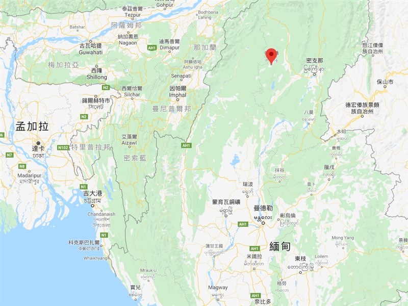 緬甸東北部克欽邦帕坎區(紅標處)一座玉石礦場1日發生山崩,官員表示,已經發現162具遺體,預料罹難人數將超過200人。(圖取自Google地圖網頁google.com.tw/maps)