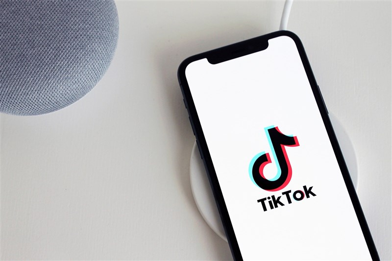 高人氣影音分享應用程式TikTok因違法蒐集未滿14歲兒童個資,且未依規定移轉用戶個資,韓國當局15日決定開罰共1億8600萬韓元罰款。(圖取自Pixabay圖庫)
