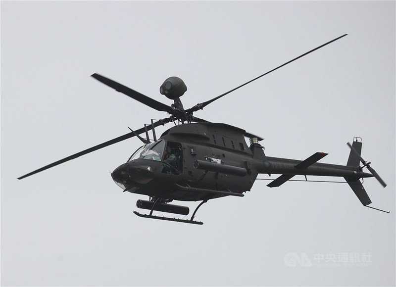 軍方人士表示,一架OH-58D戰搜直升機執行漢光演習操演,在新竹基地內重落地。圖為OH-58D同機型直升機。(中央社檔案照片)