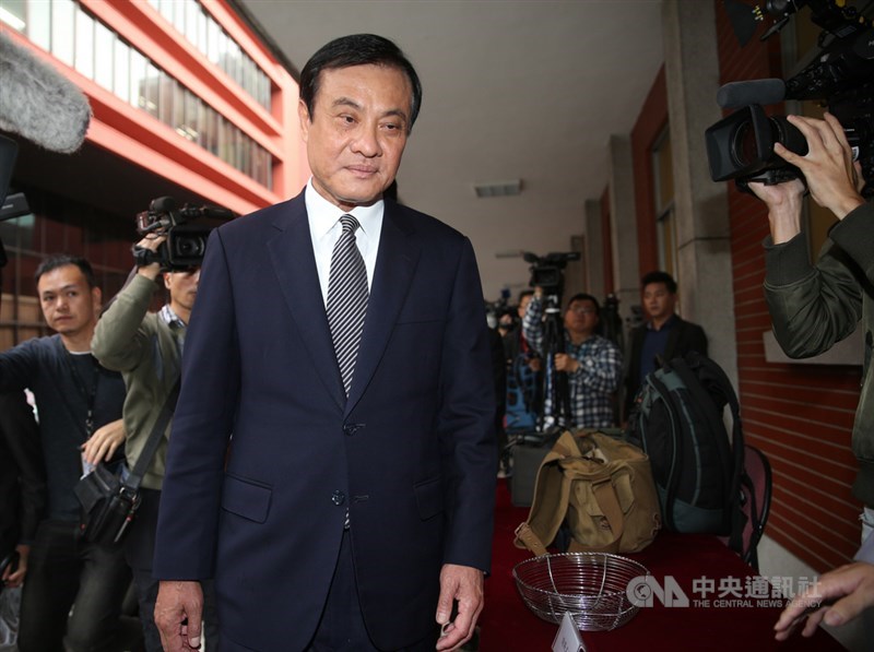 總統府蘇嘉全秘書長(前)2日因個人因素主動向總統請辭,總統府表示,總統表示尊重並准予辭職。(中央社檔案照片)