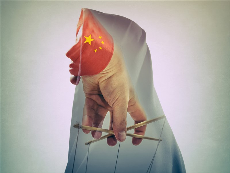美國國務院報告指出，中國利用網軍和低階外交官網絡，操縱關於鎮壓新疆穆斯林少數族群的輿論。（中央社）