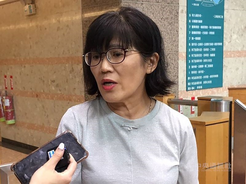 文化部29日發聲明決定終止委託公視設立國際影音平台,日前在公視臨時董事會投下同意票的董事徐瑞希辭去第6屆董事,抗議文化部決定。(中央社檔案照片)
