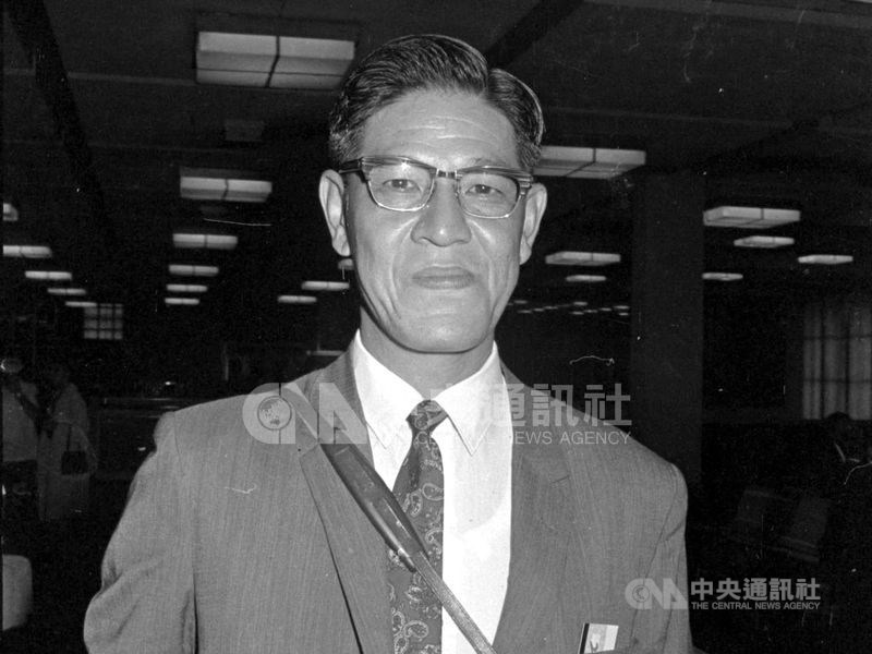 李登輝在1968年取得農業經濟學的博士學位。圖為1969年李登輝前往蓋亞那考察農業概況。(中央社檔案照片)