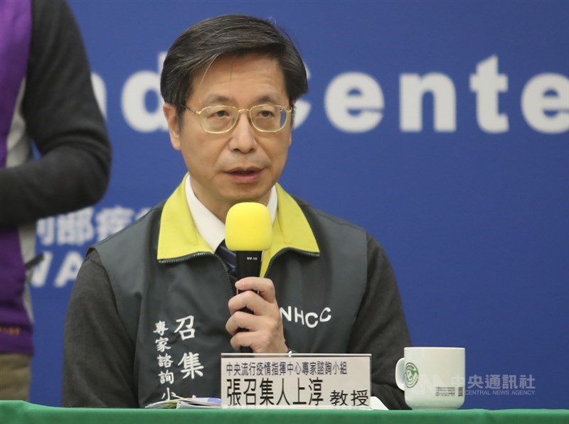 比利時籍工程師在台確診武漢肺炎,台大醫院感染科主治醫師張上淳(圖)表示,他在入境80餘天都還能驗到陽性,若是境外,多數不會拖這麼久,但台灣過去也有確診者一直到80幾天都還能驗到病毒。(中央社檔案照片)