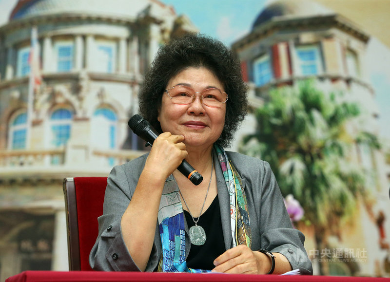 對於廢除監察院議題,新任監察院長陳菊1日表示,社會對監察院有不同意見,很高興看到不同政黨對監察院有比較趨向一致的觀點,若能完成憲改工程,屆時監察權如何換軌及國家人權機構如何延續,是重大的歷史責任。中央社記者郭日曉攝 109年8月1日