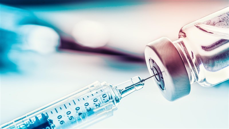 國內武漢肺炎疫苗最快年底進入二期臨床試驗,疫苗業者提供每名受試者營養費、車馬費至少8000元起跳,受試者亦須了解風險。(示意圖/圖取自Pixabay圖庫)