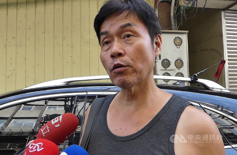原口罩國家隊加利公司涉以中國製非醫用口罩混入實名制口罩通路。士林地檢署15日依藥事法、詐欺等罪起訴負責人林明進(圖)等被告。(中央社檔案照片)