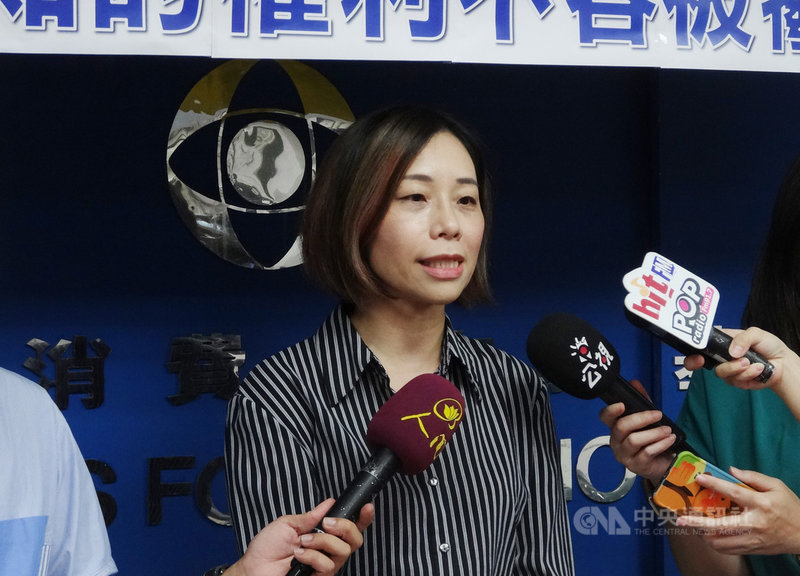 消基會8日舉行「嚇死人的醫療特材價差,民眾知的權利不容被犧牲」記者會,民間監督健保聯盟發言人滕西華(圖)說,資訊公布後,有醫院賣這麼貴的特材,民眾可以去其他醫院就醫,讓賣很貴的醫院有壓力下架。中央社記者楊淑閔攝 109年9月8日